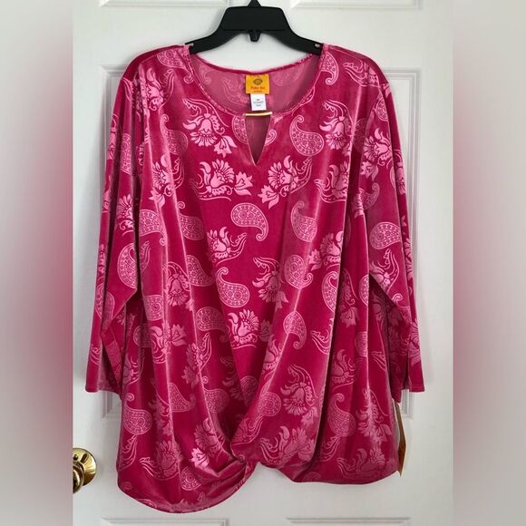 RUBY RD. PAISLEY VELVET EMBOSSED TEE PLUS SIZE 2X, 3X KEY HOLE NECK 3/4 SLEEVES - Picture 1 of 10